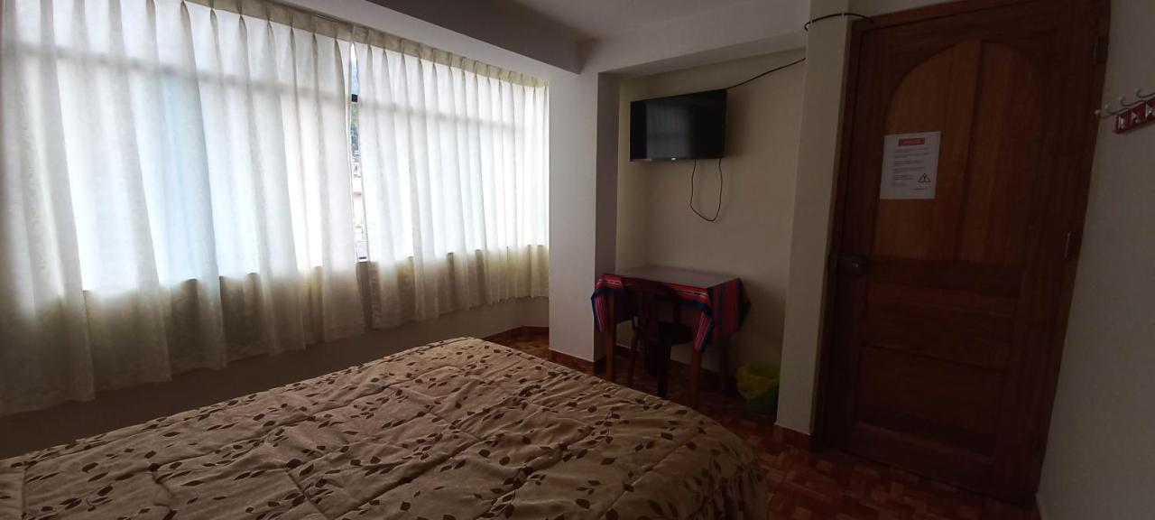 Hospedaje Santa Cruz II Sicuani Esterno foto